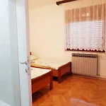 Subasic Apartamento Rubesi
